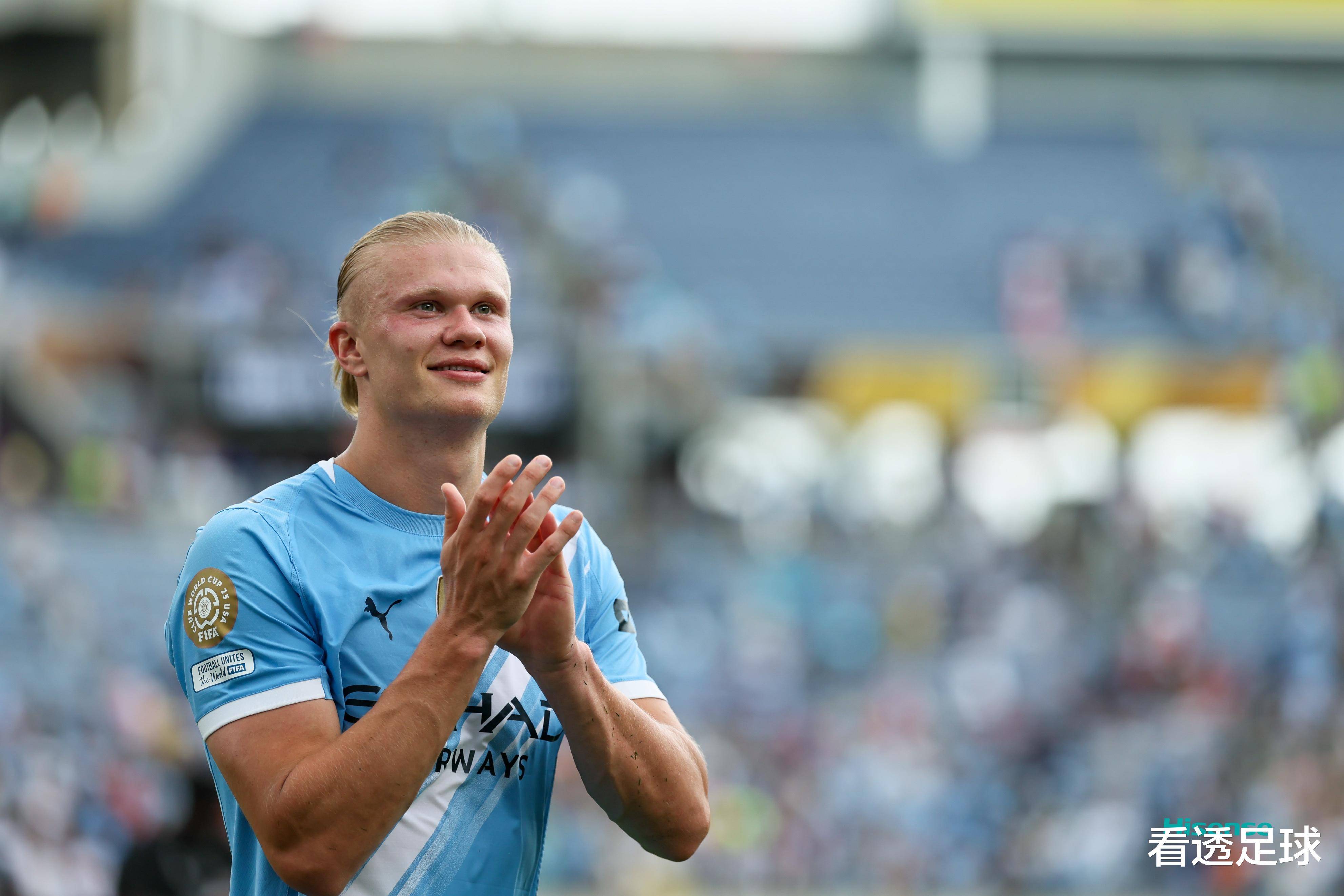 爱游戏平台-曼城训练开放日，今晚止住颓势引欢呼，意甲在即，训练强度明显提升的简单介绍