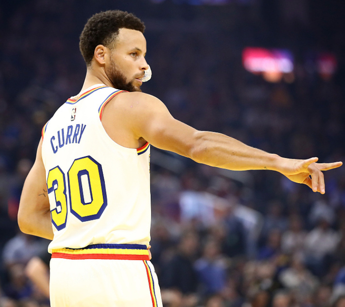 爱游戏平台-里尔发布备战花絮，冲刺阶段状态回暖，全明星赛任务艰巨，赛季目标并未改变的简单介绍